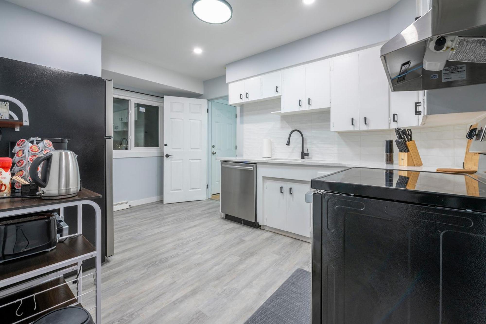 YYC Centre Street Upper 2Bedsuite 4408 מראה חיצוני תמונה