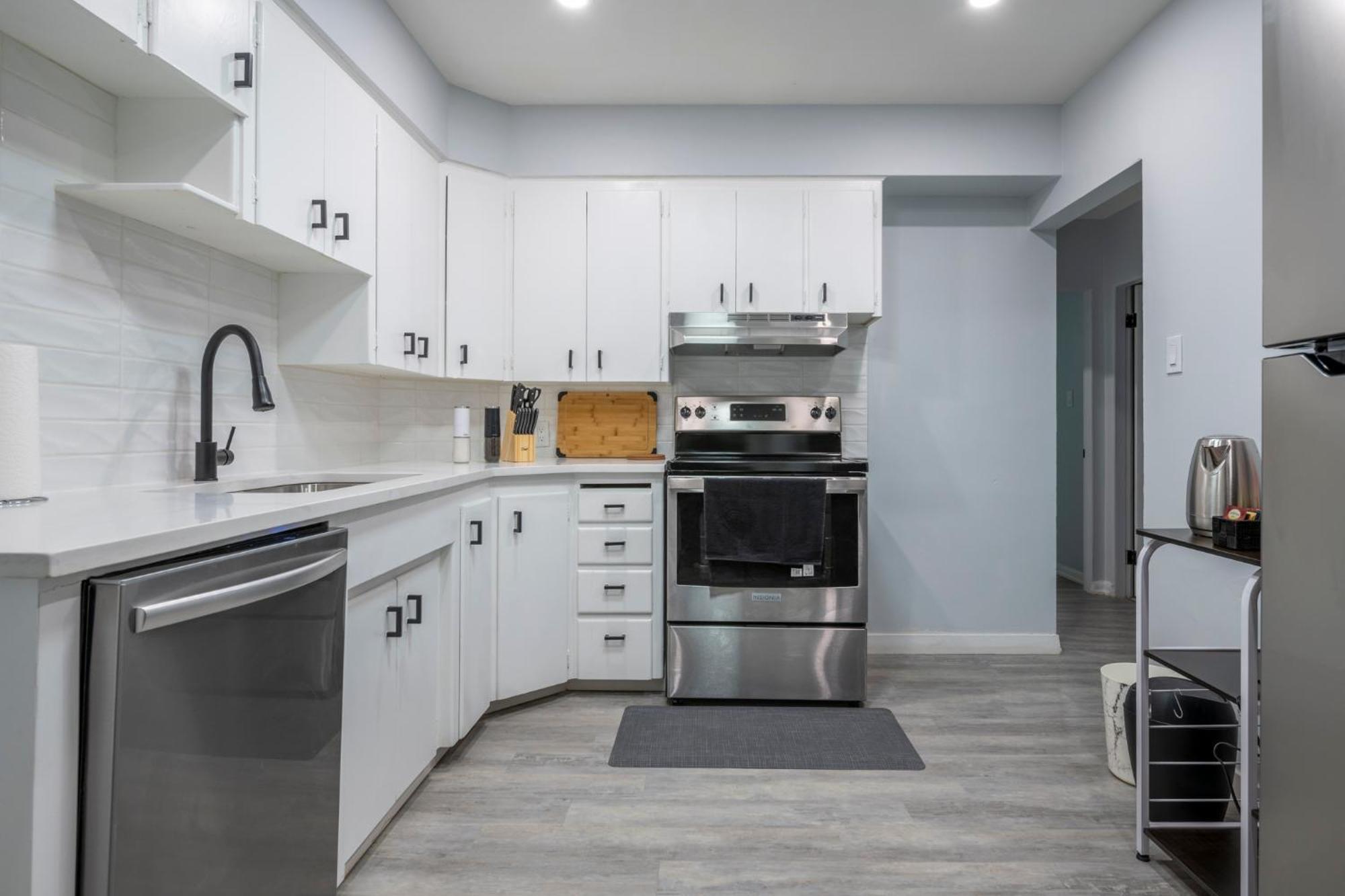 YYC Centre Street Upper 2Bedsuite 4408 מראה חיצוני תמונה